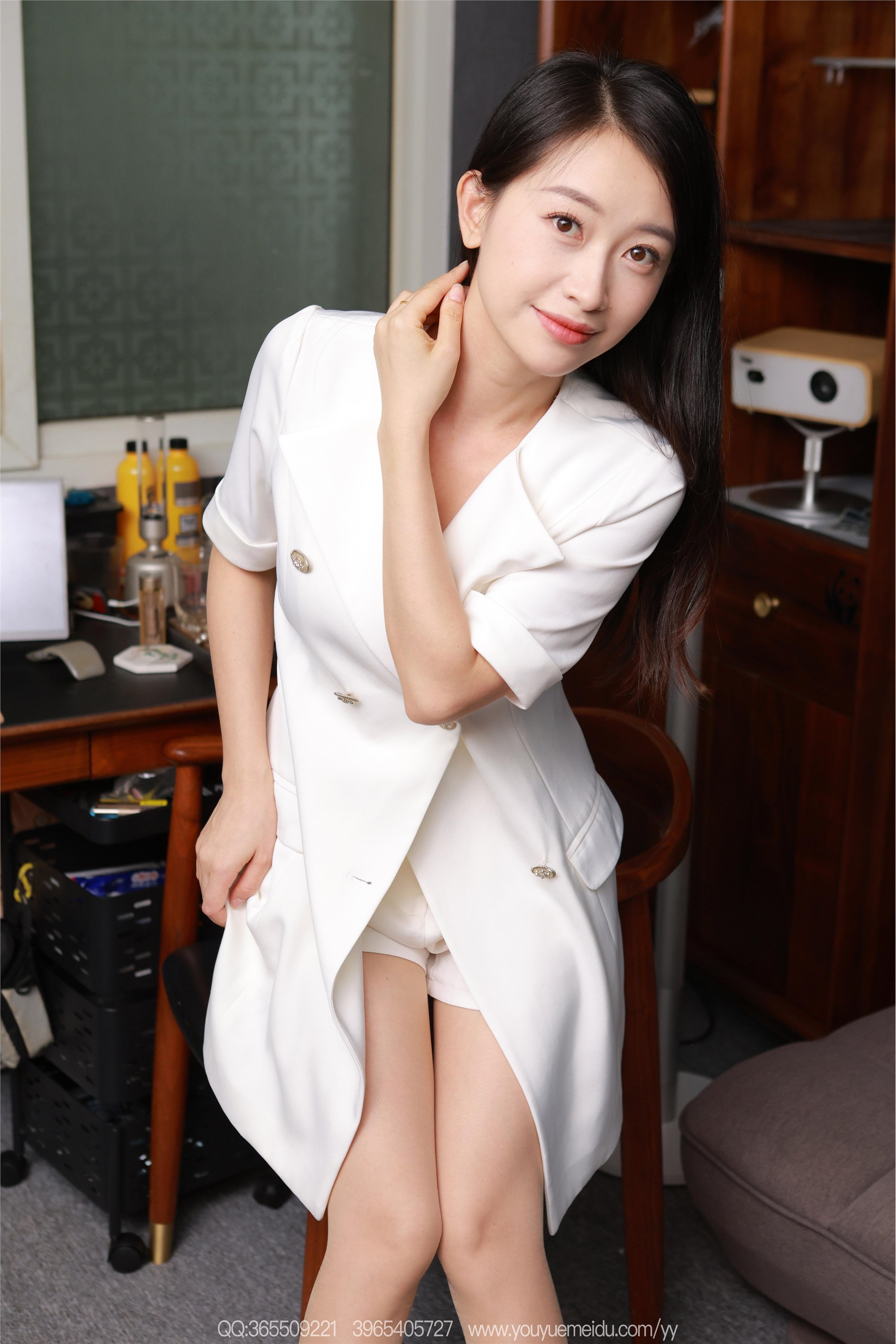 IESS异思趣向  2025.10.10 丝享家 2181 小婕《白衣天使》